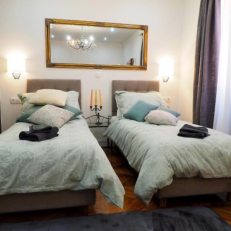 Deluxe Zoya Centar Apartment Pula Room photo