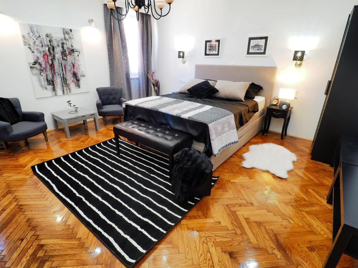 Deluxe Zoya Centar Apartment Pula Room photo