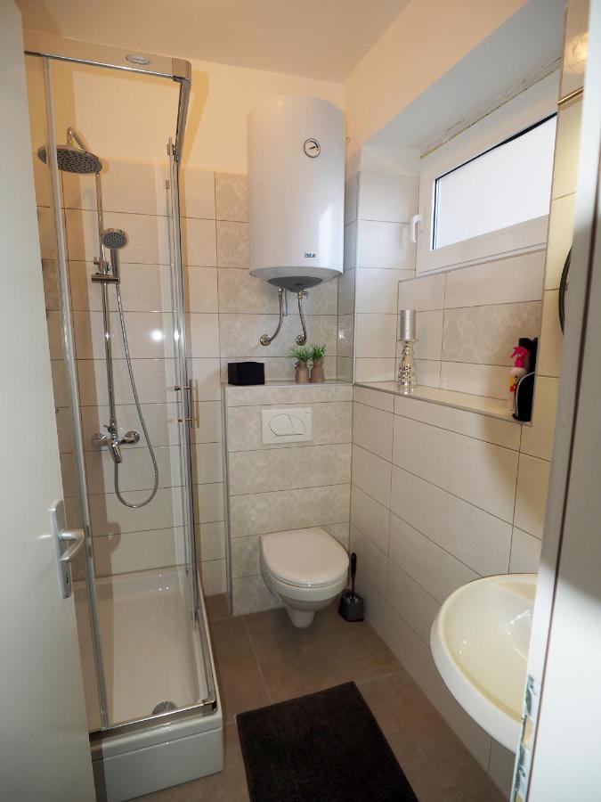 Deluxe Zoya Centar Apartment Pula Room photo